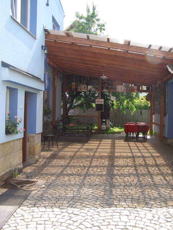 Klub U Namornika Dvur Kralove nad Labem Exterior photo